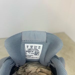 Women size 8.5 Puma shoes. No box. Lightly used.